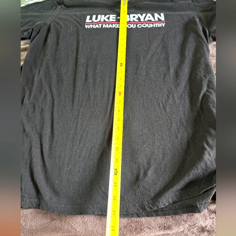 Luke Bryan 2018 tour shirt - Picture 4 of 6